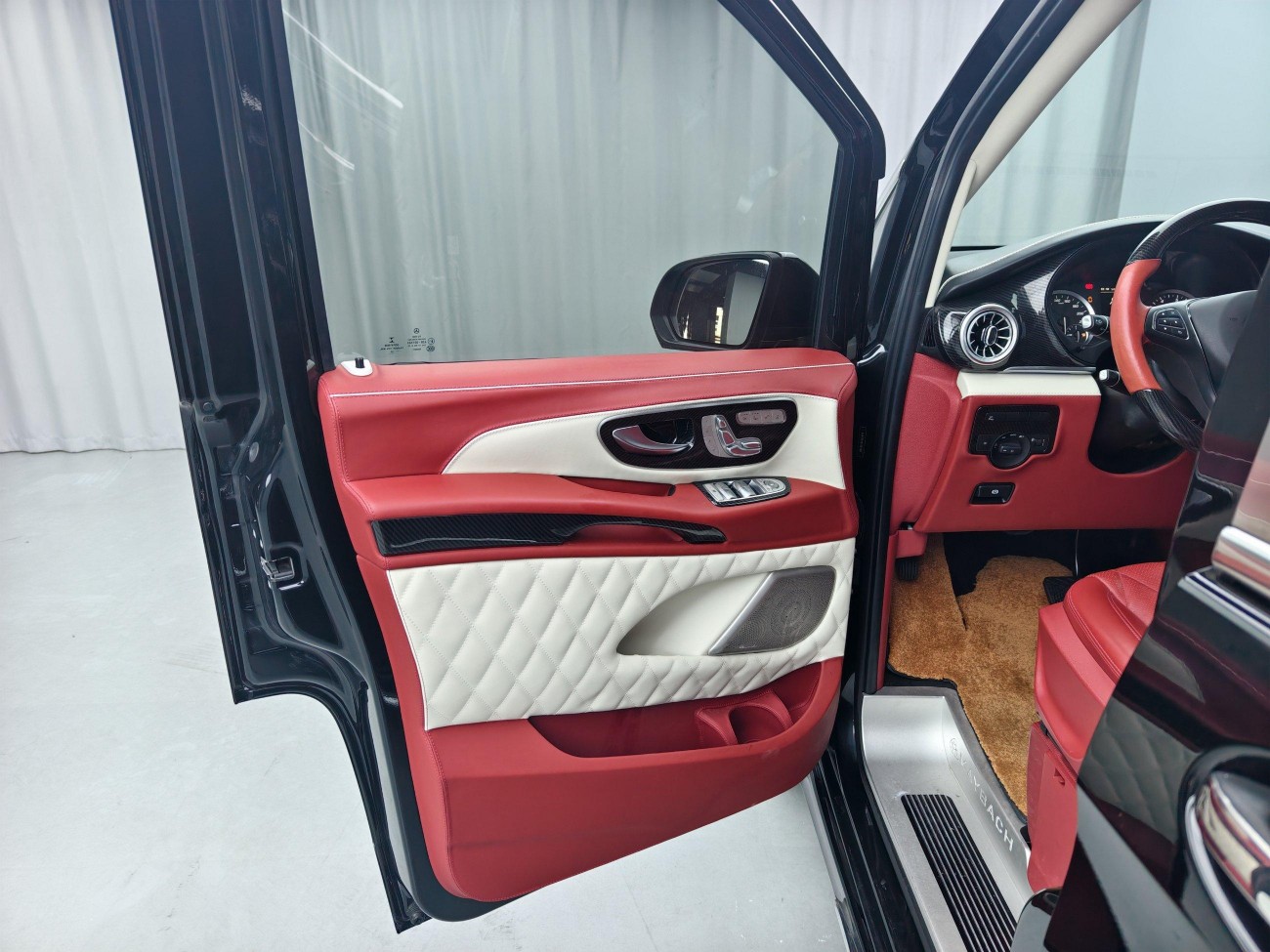 Mercedes-Benz 2021 2023