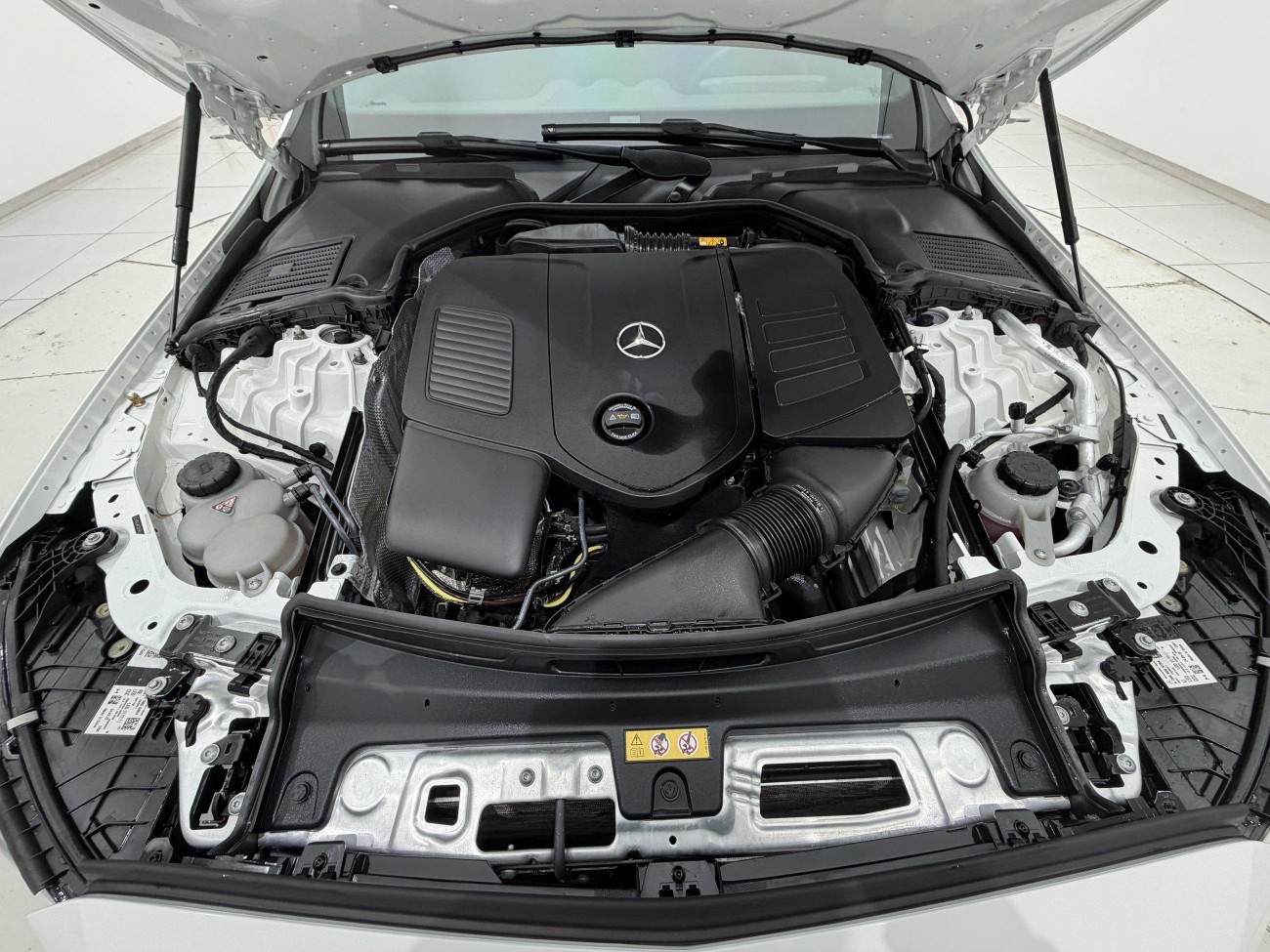 Mercedes-Benz C 260 L 2024