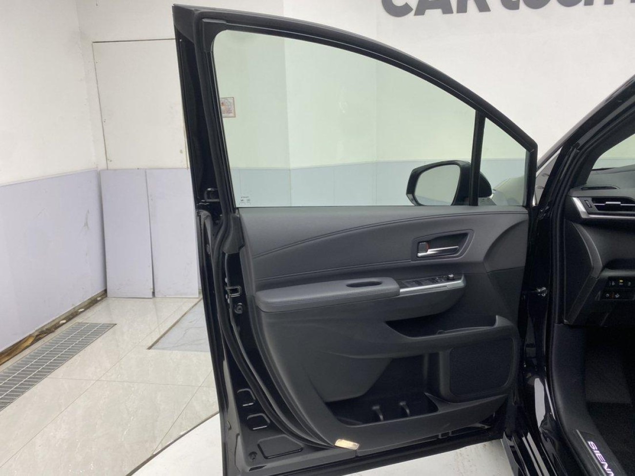 Toyota Sienna 2025