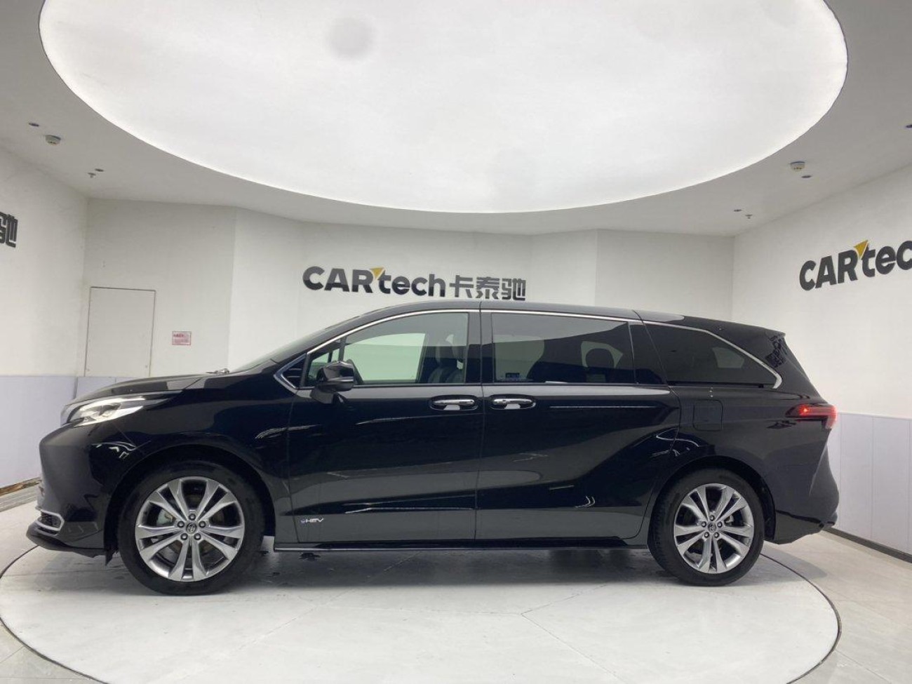 Toyota Sienna 2025