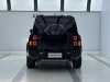 Land Rover Defender 2023