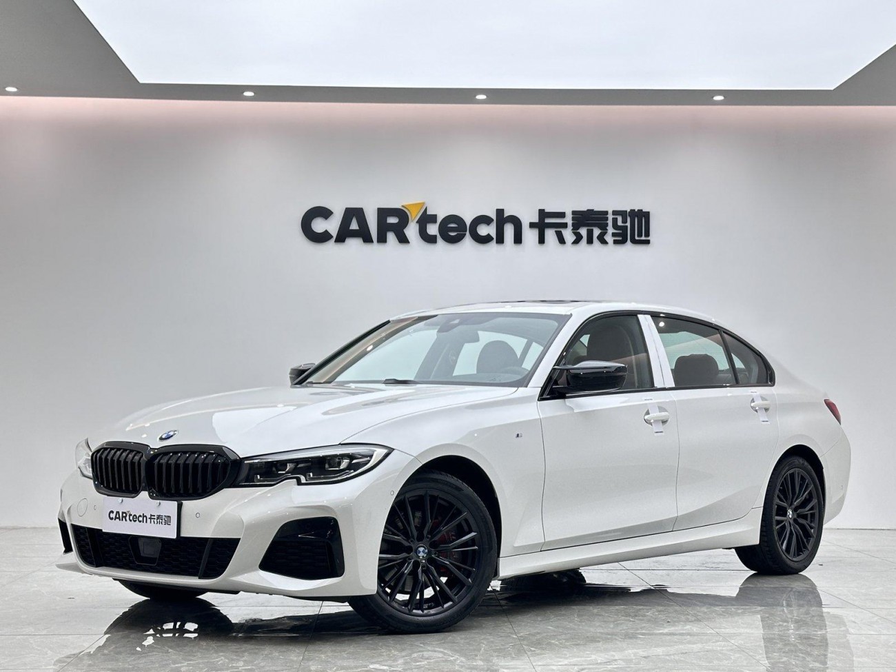 BMW 330Li 2021