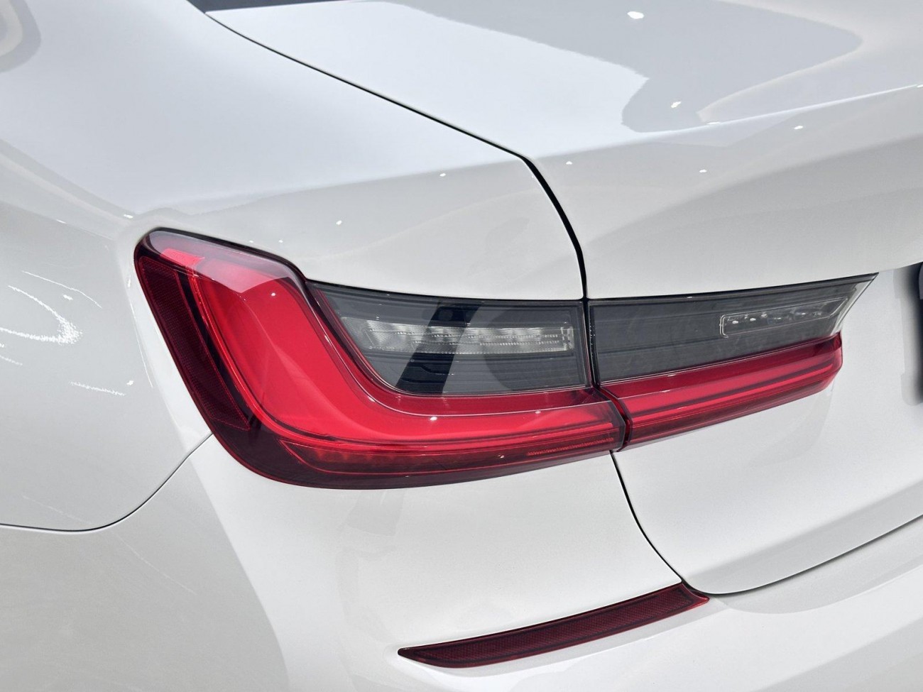 BMW 330Li 2021