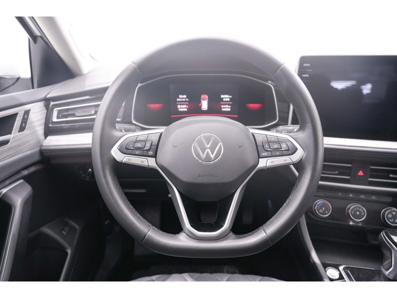 Volkswagen Sagitar 2022