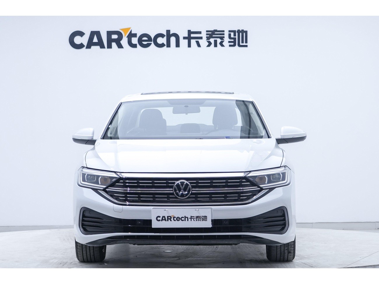 Volkswagen Sagitar 2022