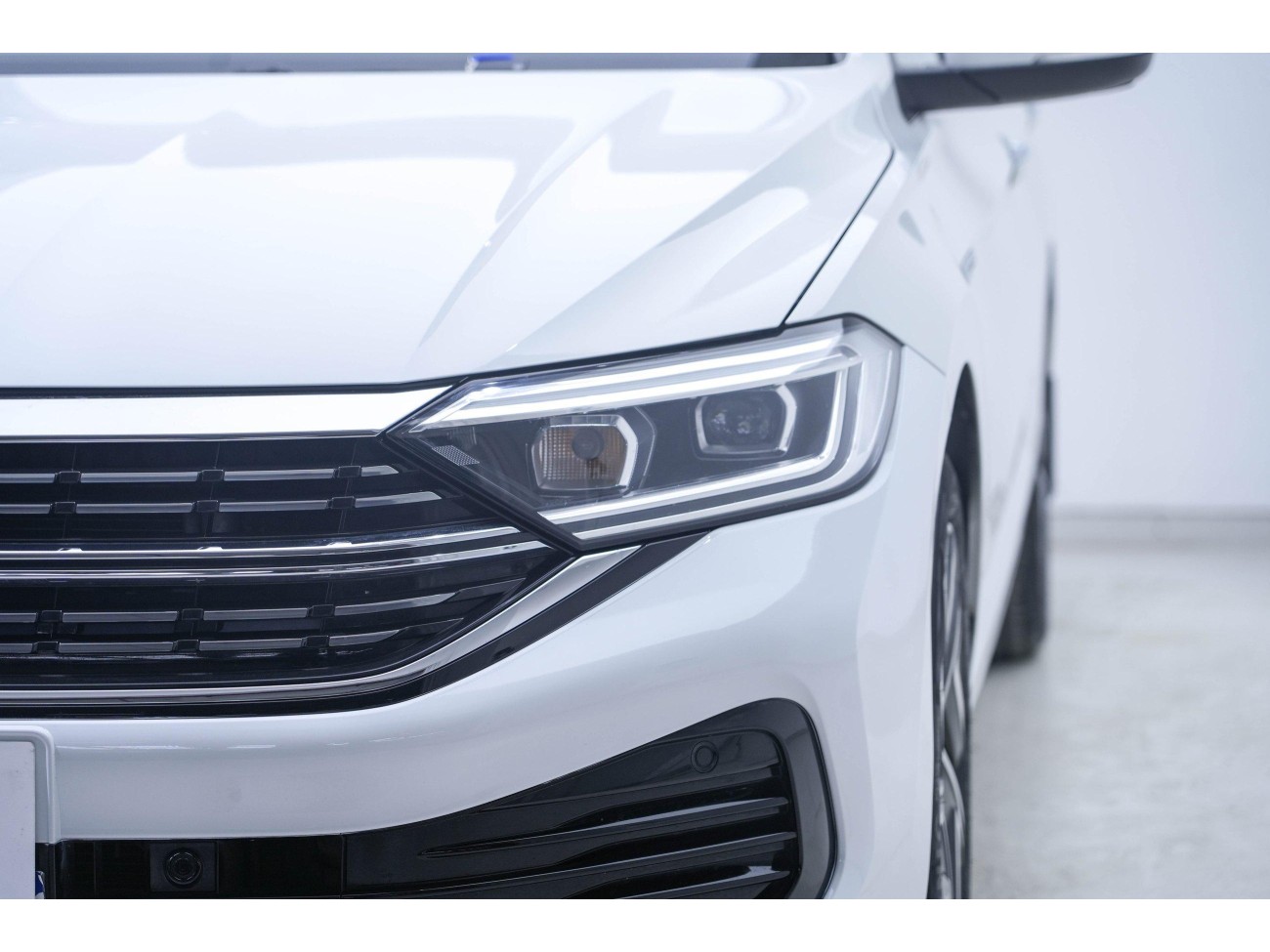 Volkswagen Sagitar 2022