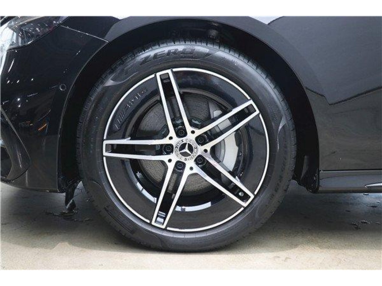 Mercedes-Benz E 300 2024