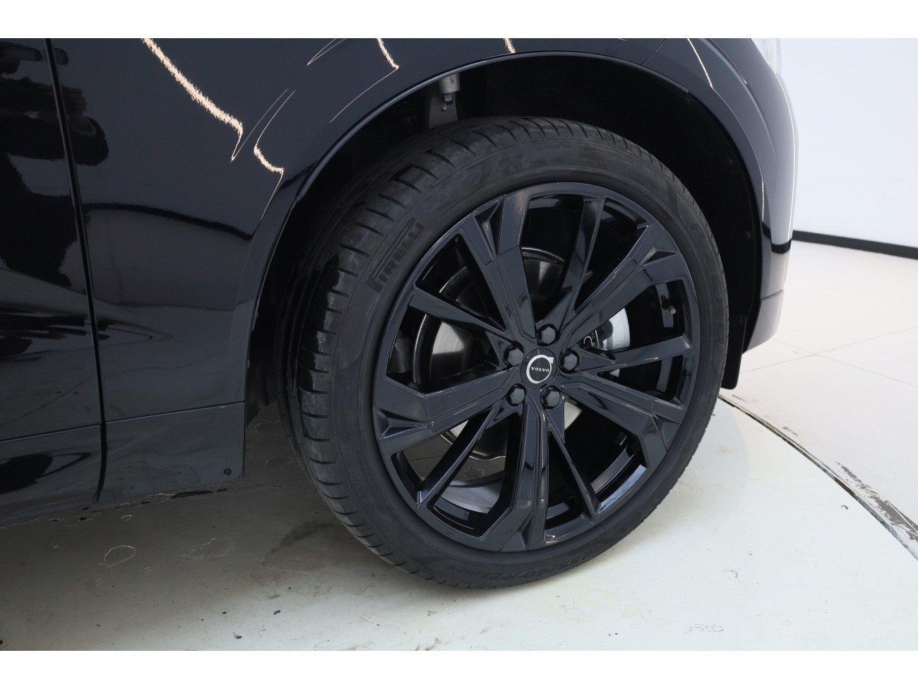 Volvo XC60 2025