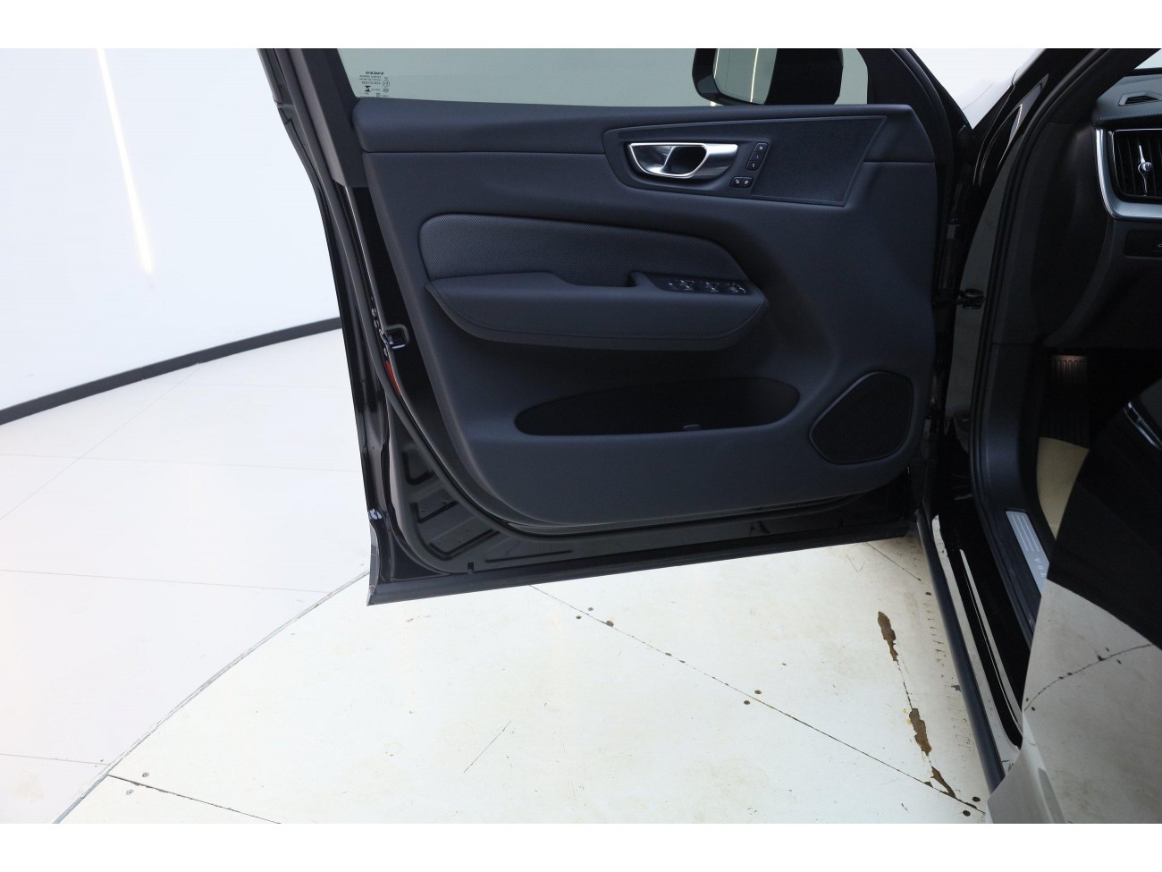 Volvo XC60 2025
