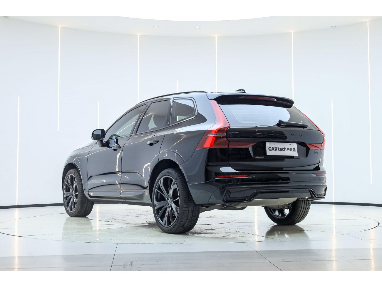 Volvo XC60 2025