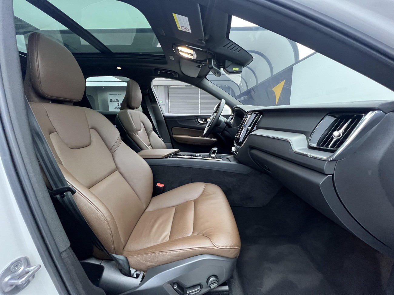 Volvo XC60 2022