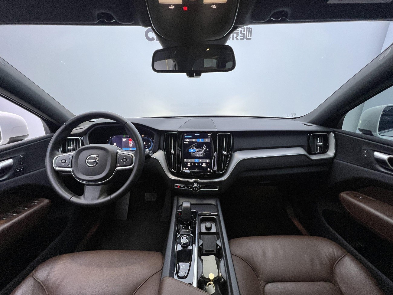 Volvo XC60 2022