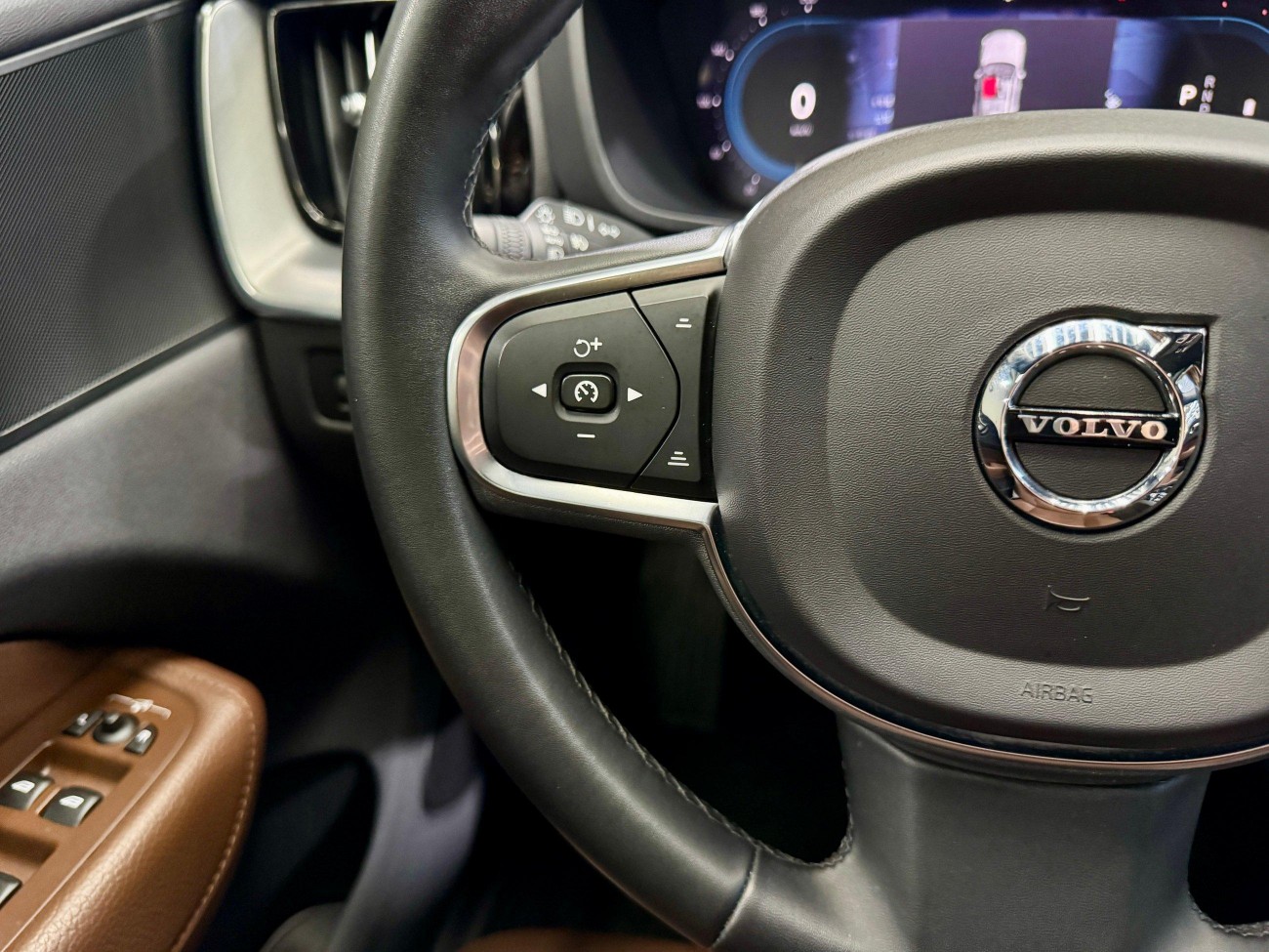 Volvo XC60 2022