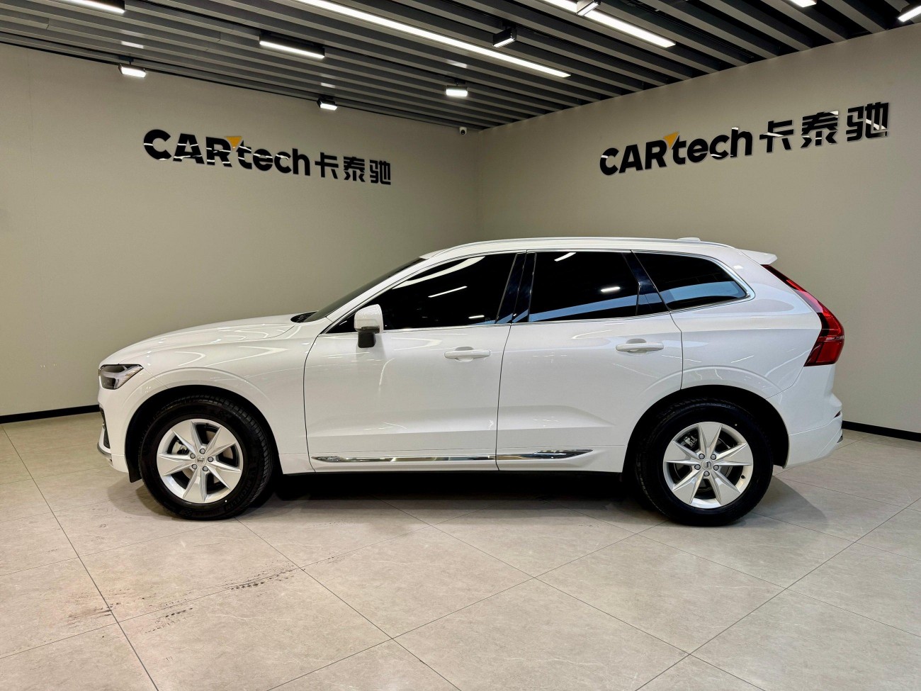 Volvo XC60 2022
