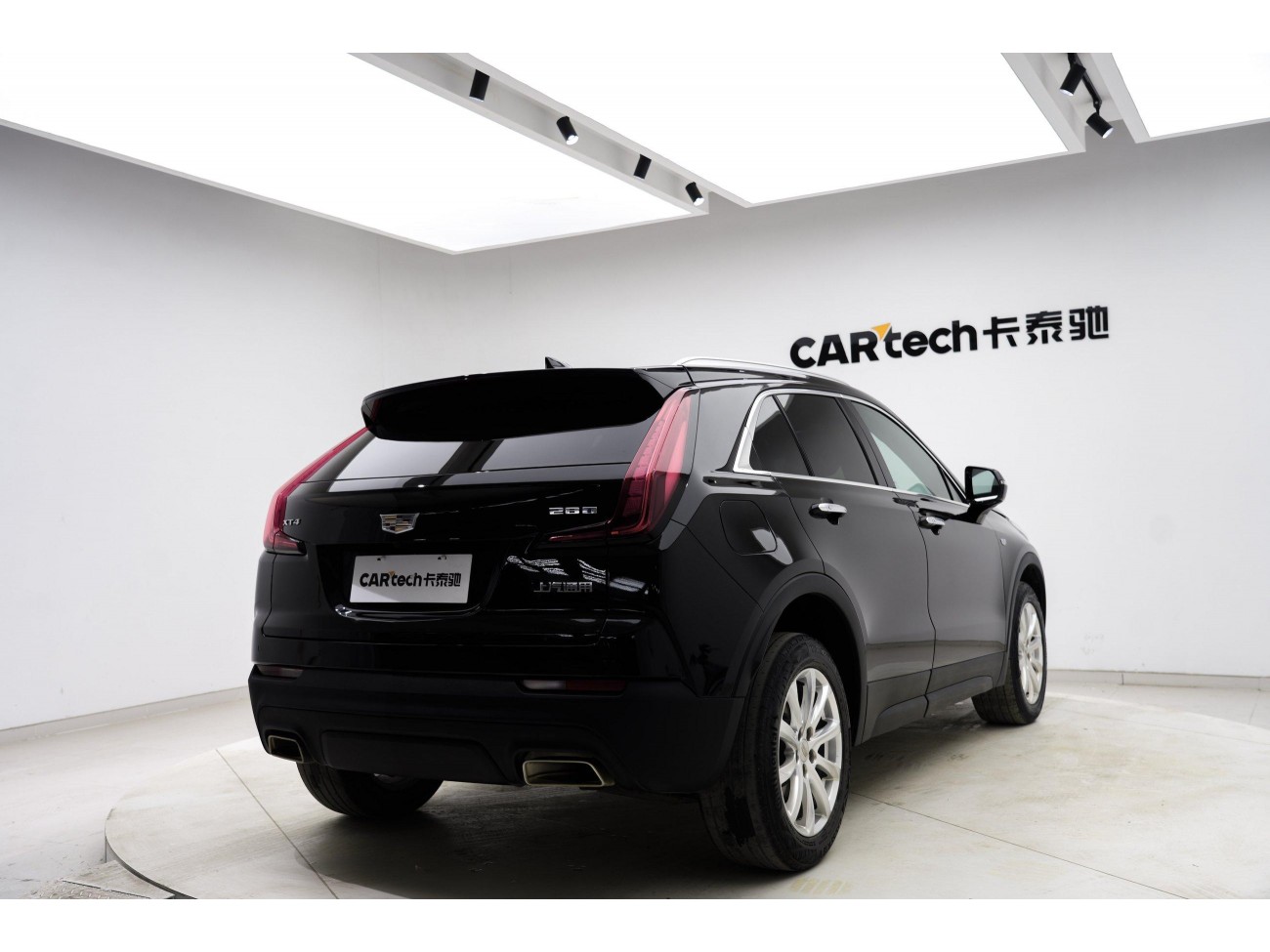 Cadillac XT4 2021