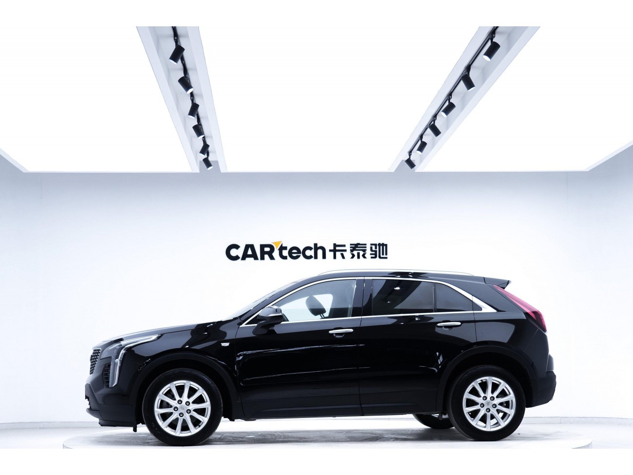 Cadillac XT4 2021