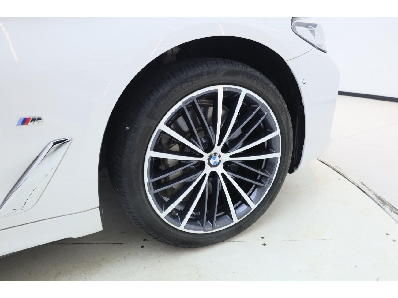 BMW 530Li 2023