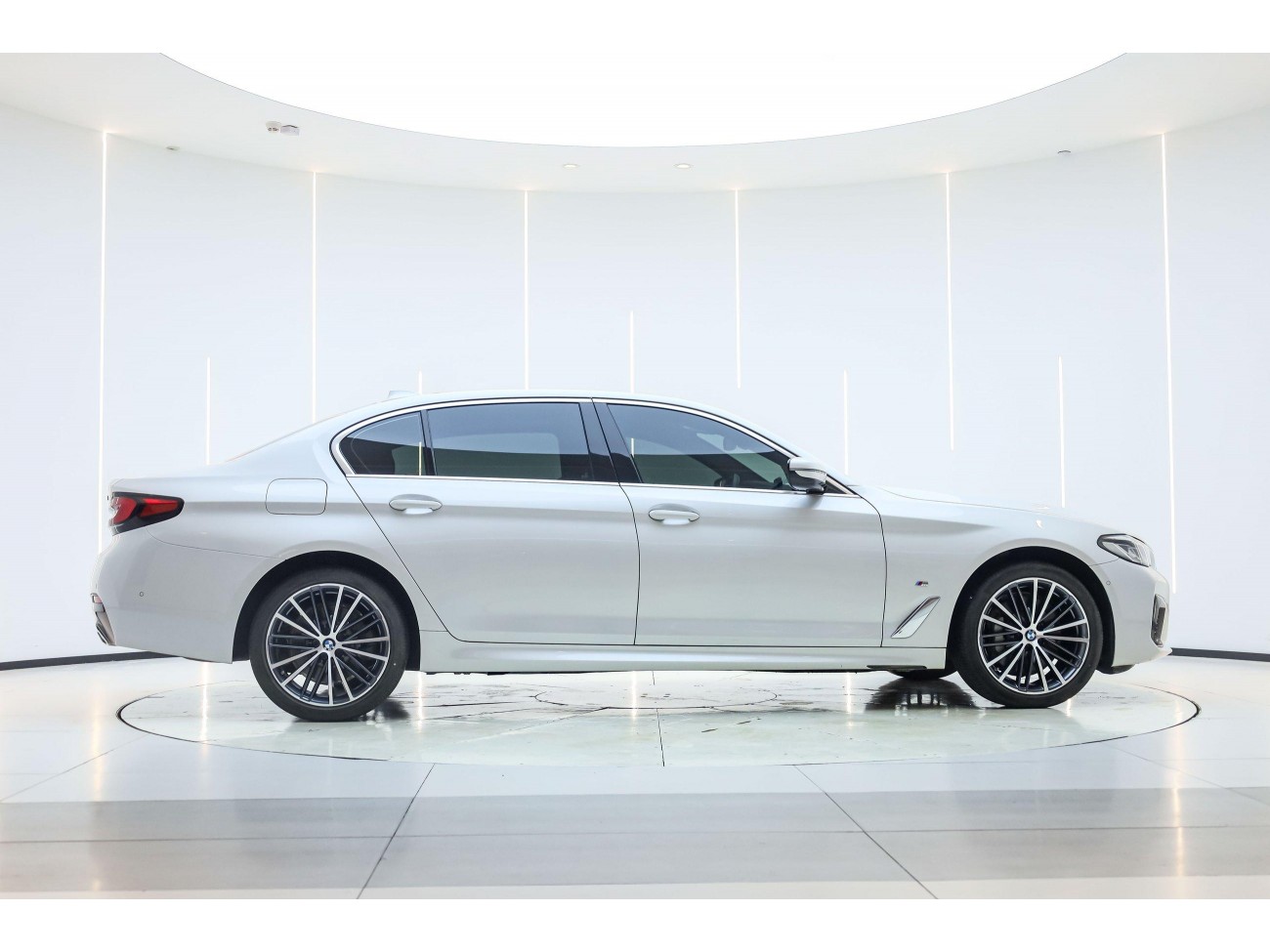 BMW 530Li 2023