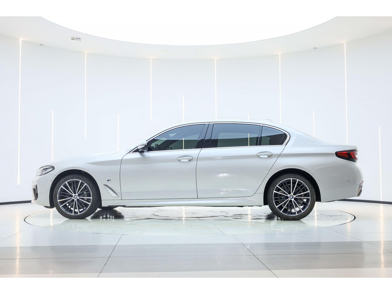 BMW 530Li 2023