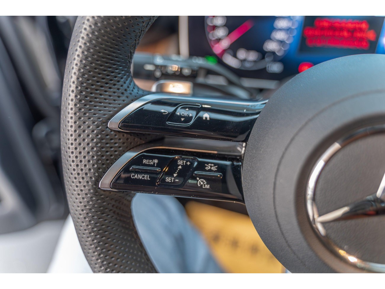 Mercedes-Benz GLC 300 L 2024