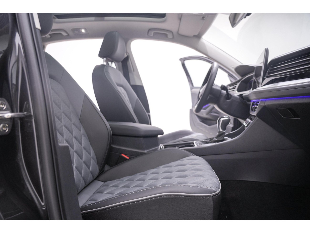 Volkswagen Sagitar 2025