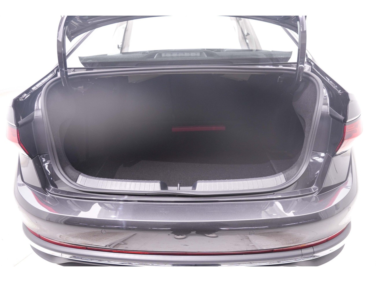 Volkswagen Sagitar 2025