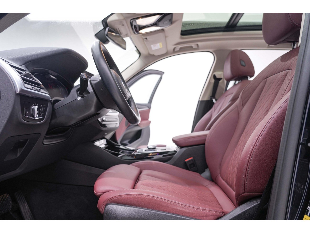 BMW iX3 2024