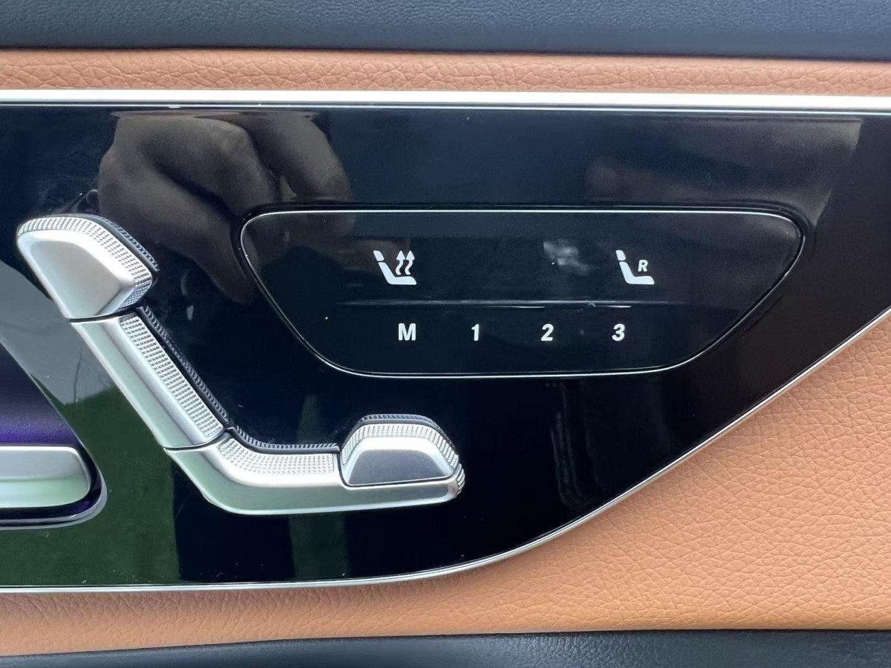 Mercedes-Benz GLC 300 L 2024