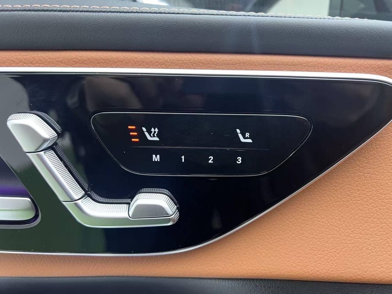 Mercedes-Benz GLC 300 L 2024