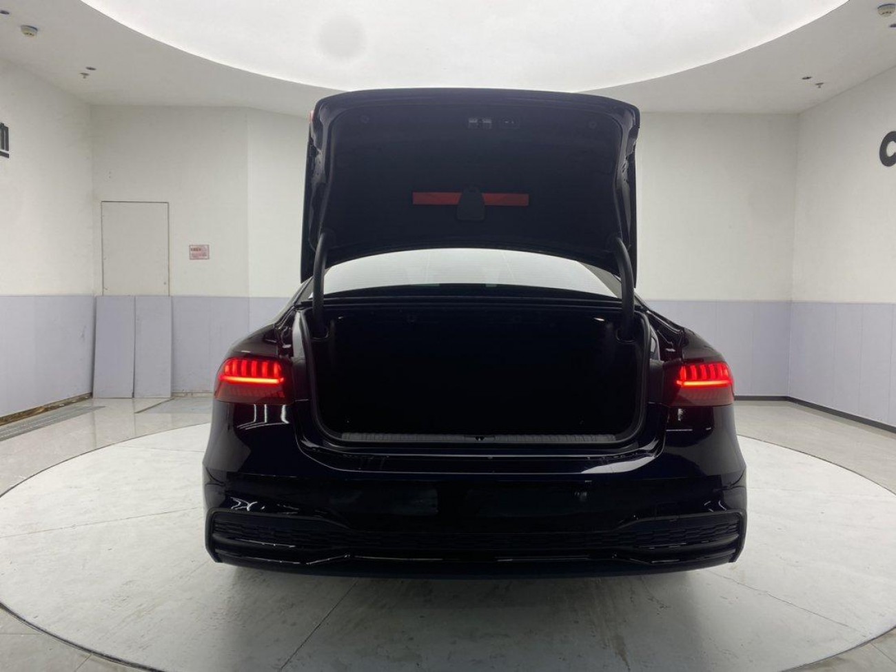 Audi A7L 45 TFSI 2023