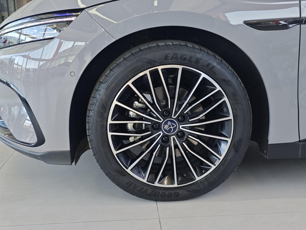 BYD Han 2025