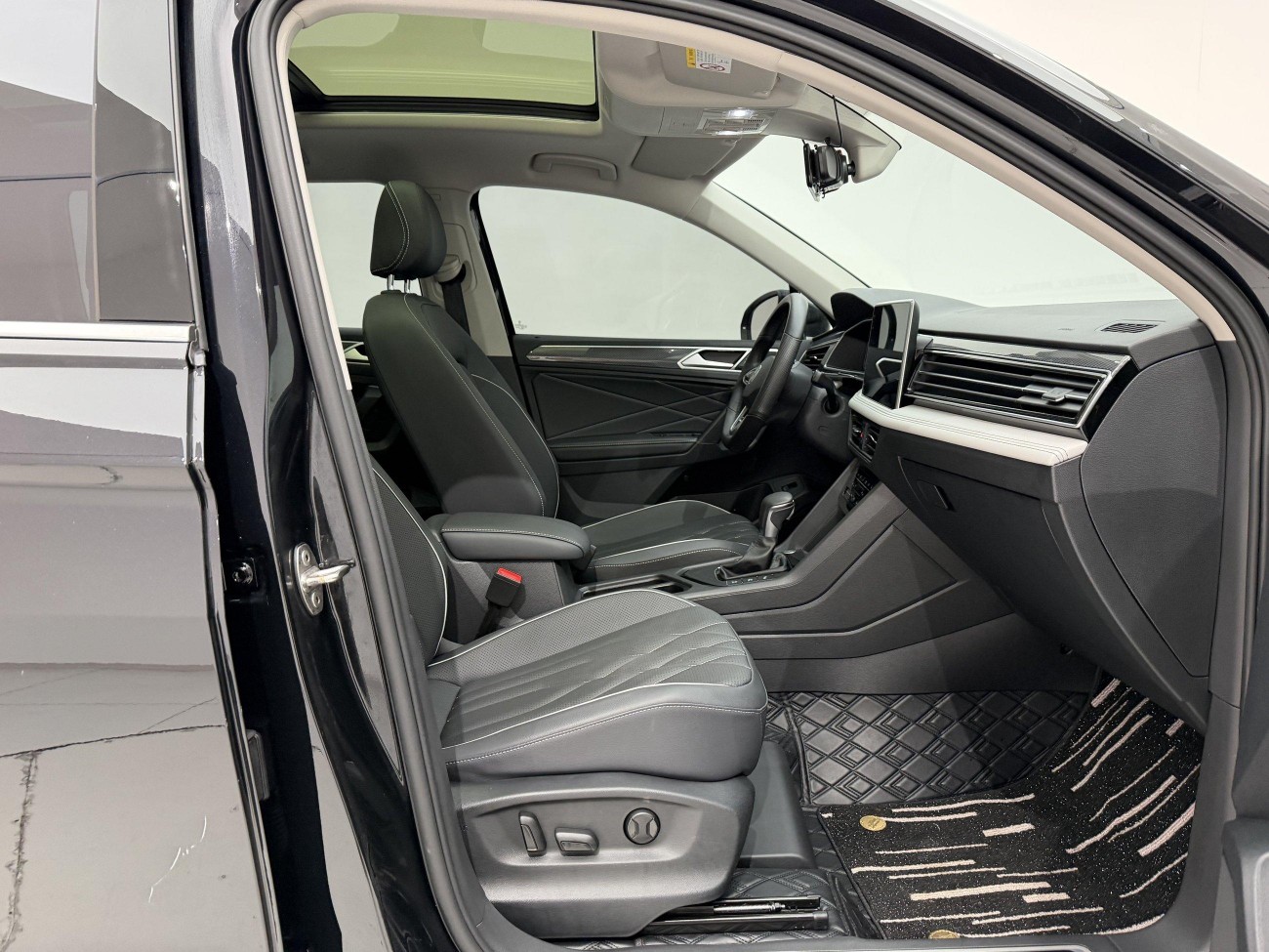 Volkswagen Tiguan L 2024