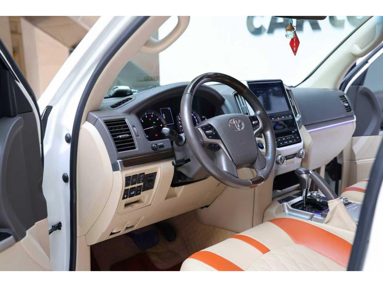 Toyota Land Cruiser 2019