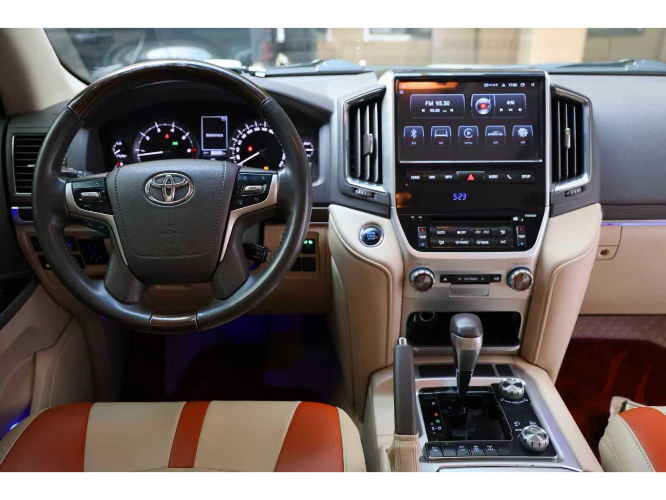 Toyota Land Cruiser 2019