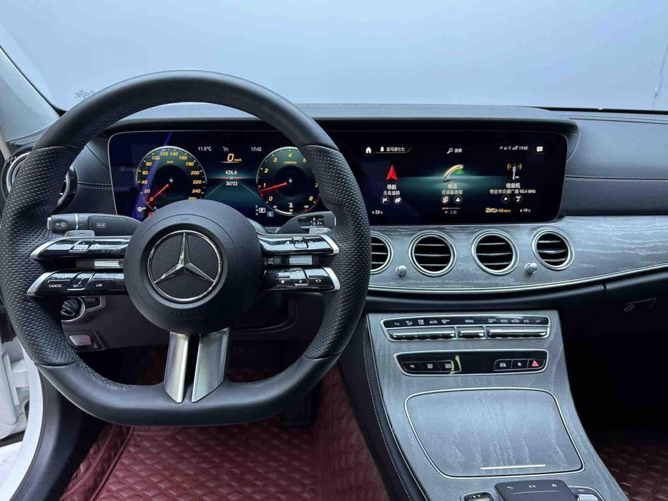 Mercedes-Benz E 300 L 2023