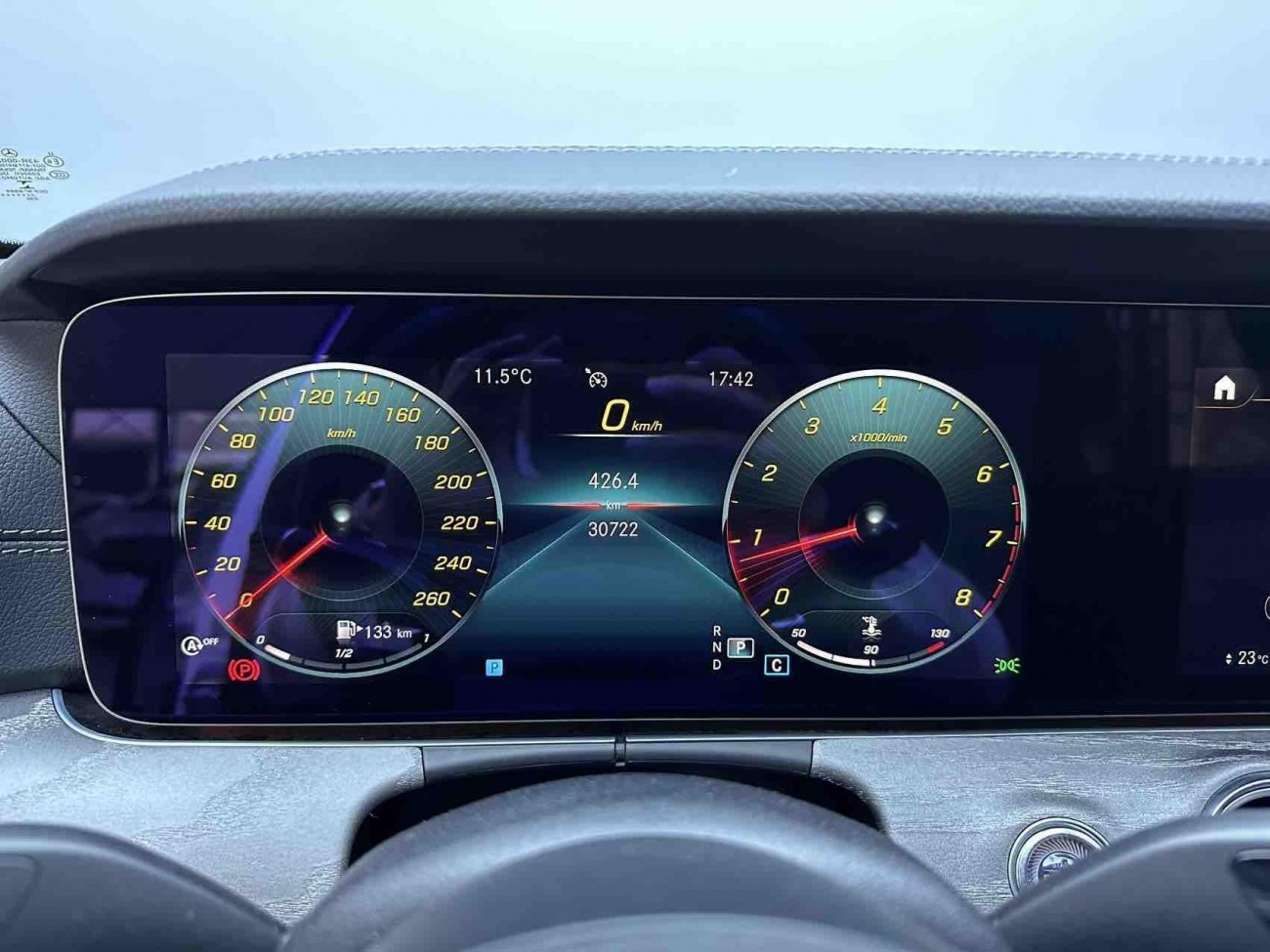 Mercedes-Benz E 300 L 2023