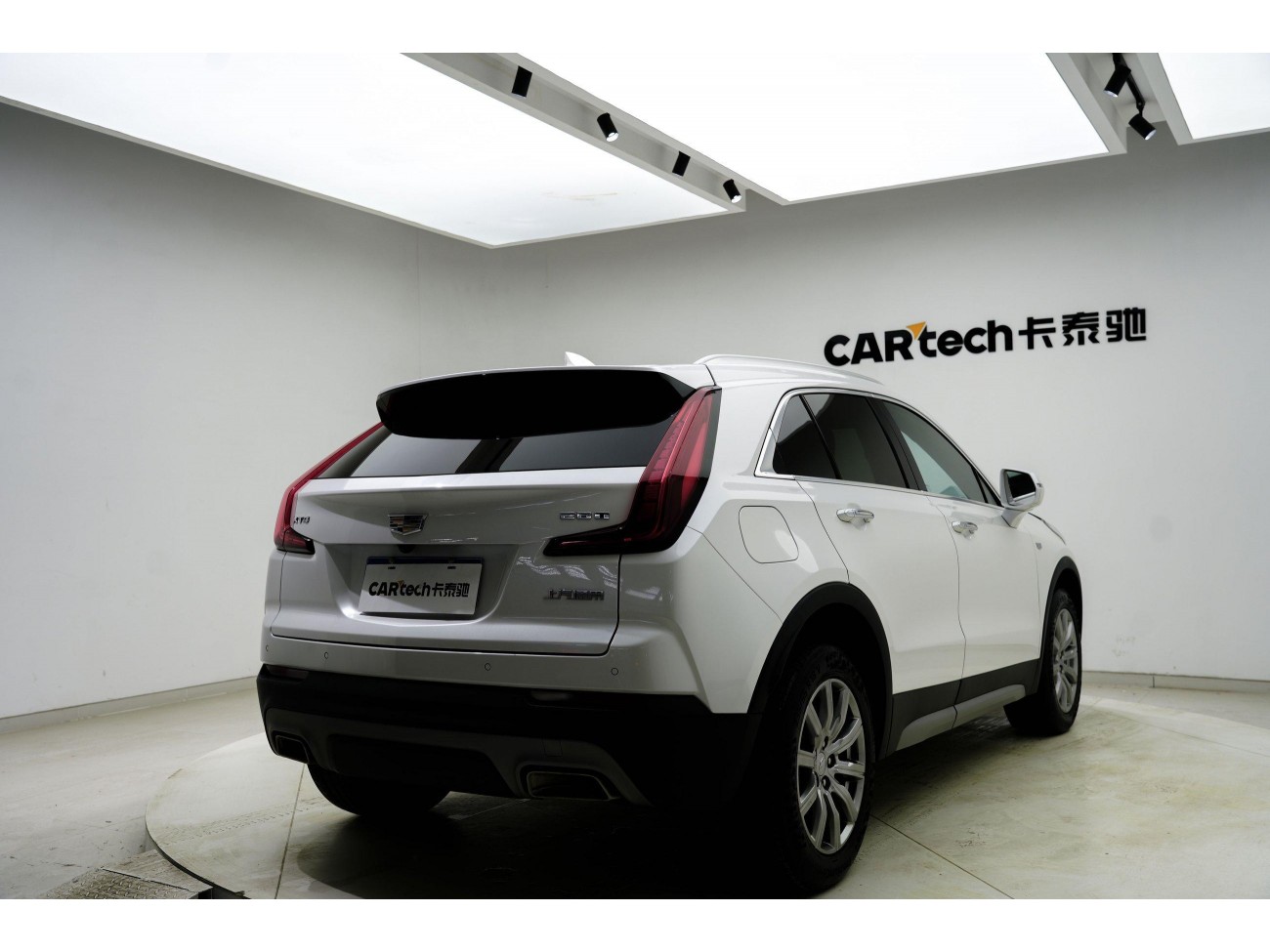 Cadillac XT4 2021