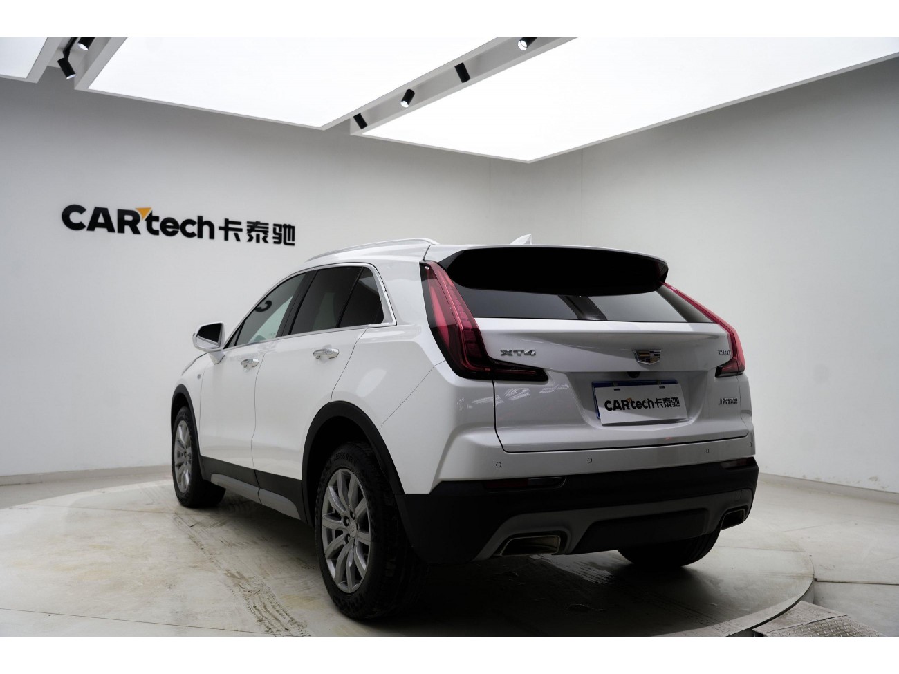 Cadillac XT4 2021
