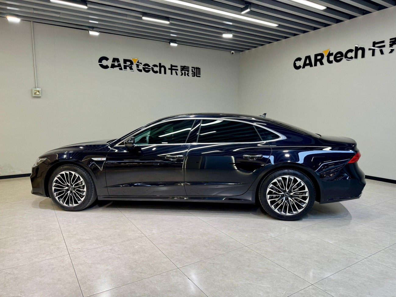 Audi A7L 45 TFSI 2024