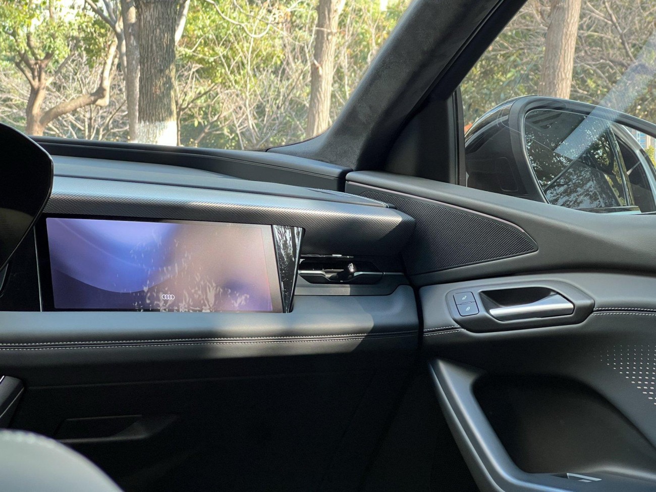Audi e-tron 2025