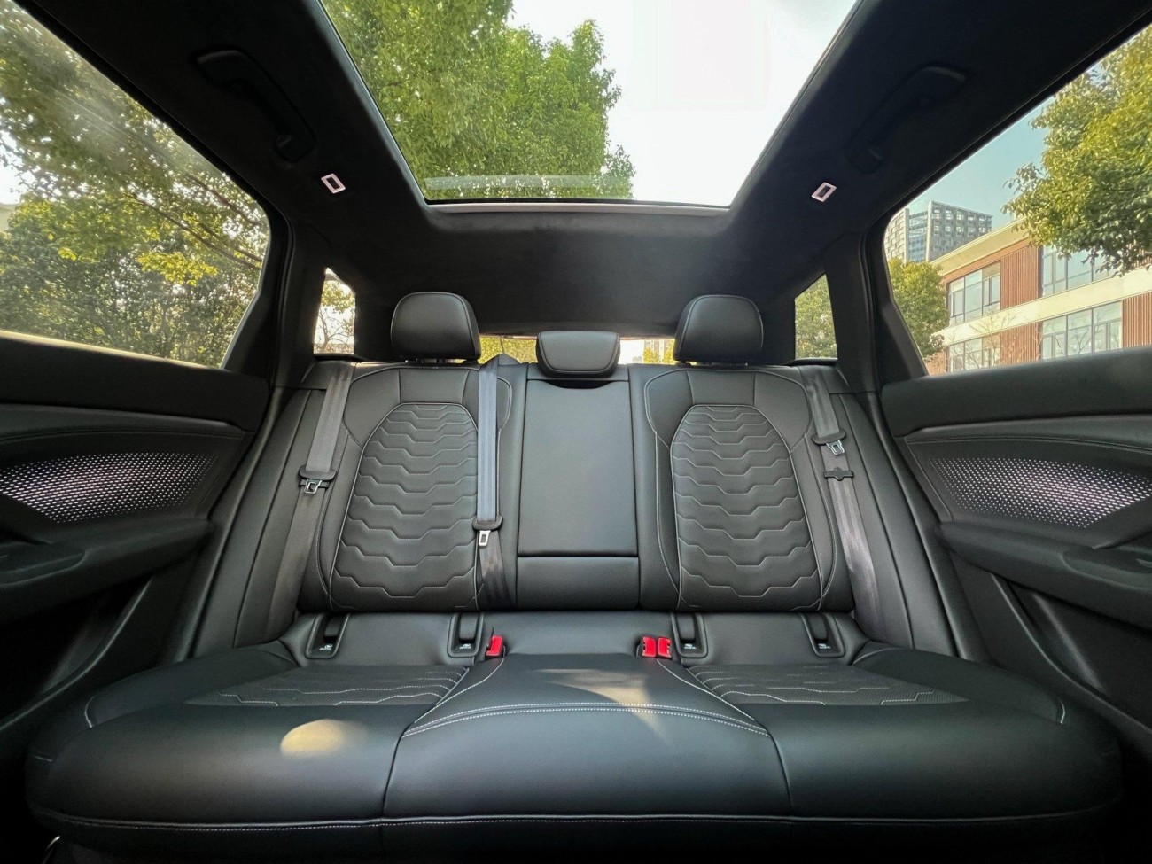 Audi e-tron 2025