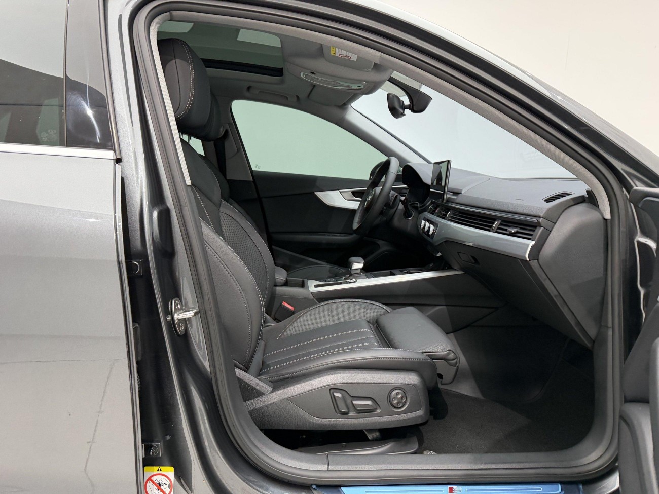 Audi A4L 40 TFSI 2023