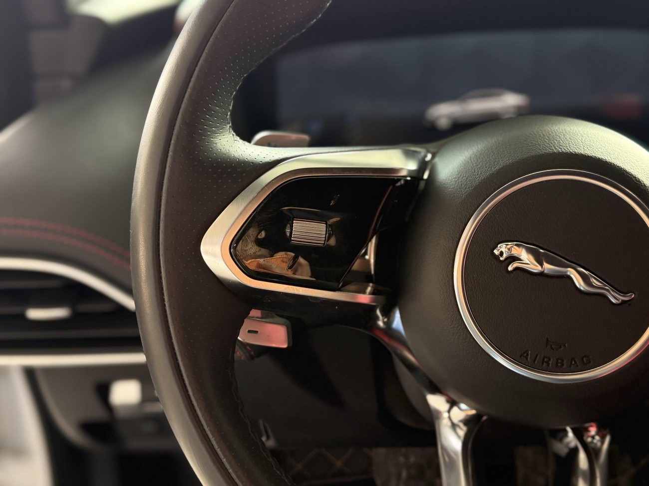 Jaguar XEL 2022