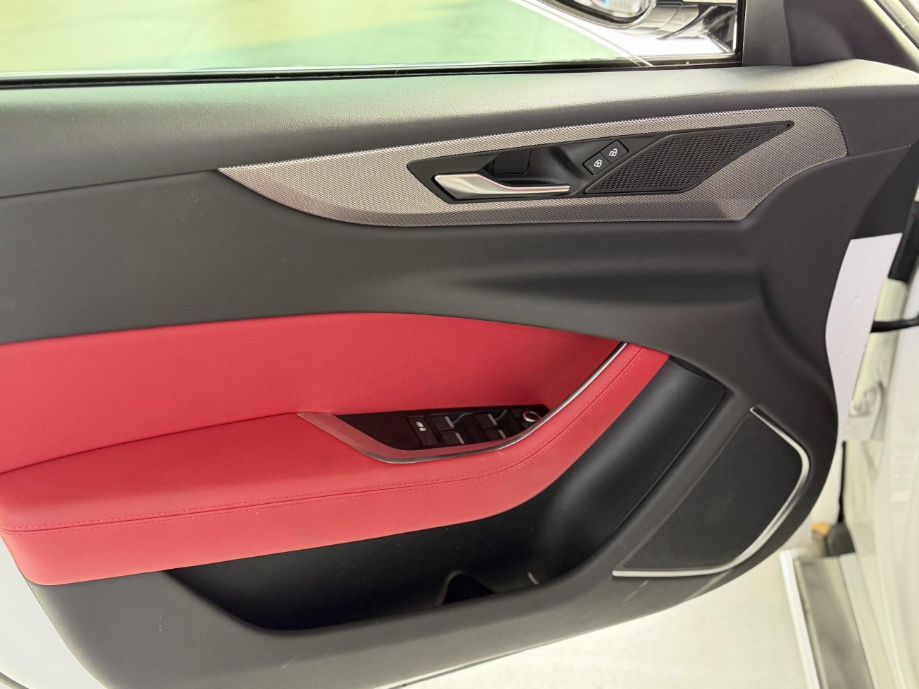 Jaguar XEL 2022