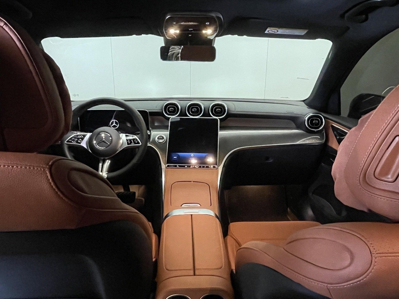 Mercedes-Benz GLC 260 L 2026