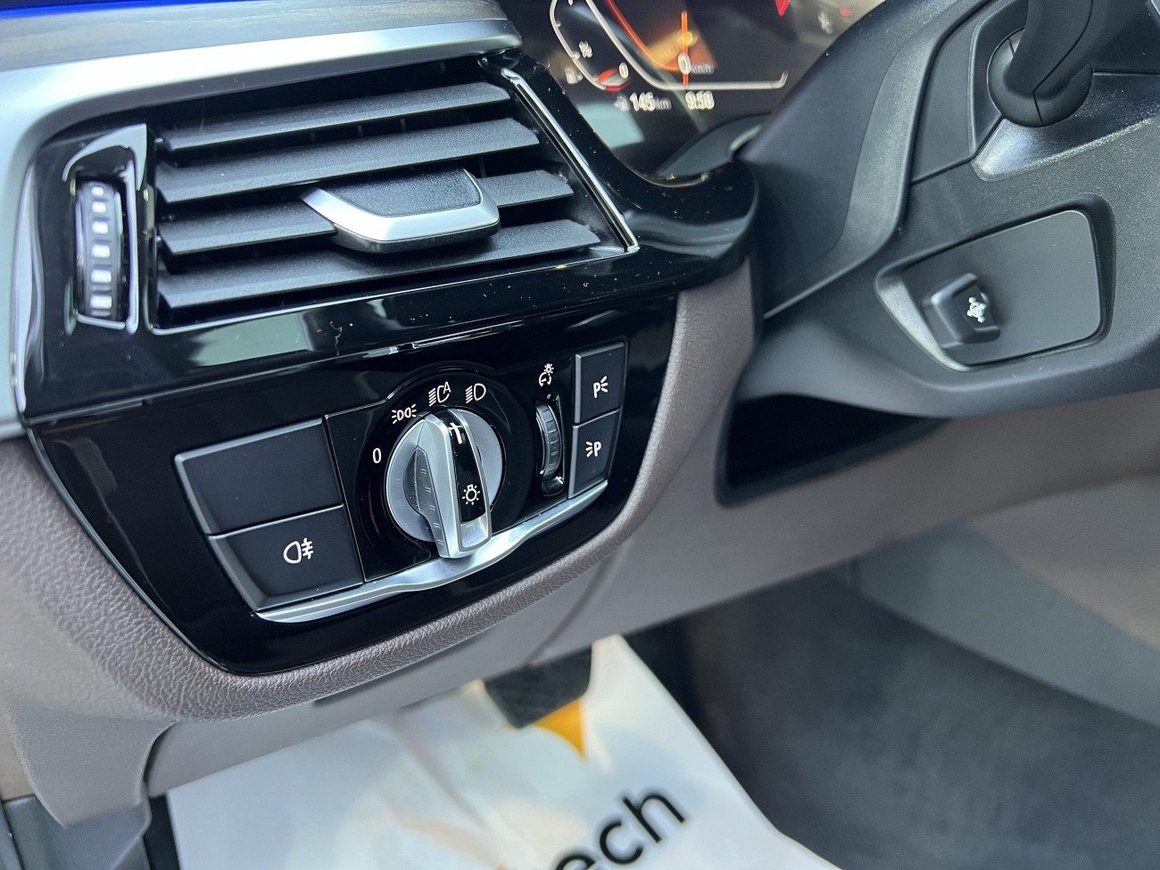 BMW 530Li 2021