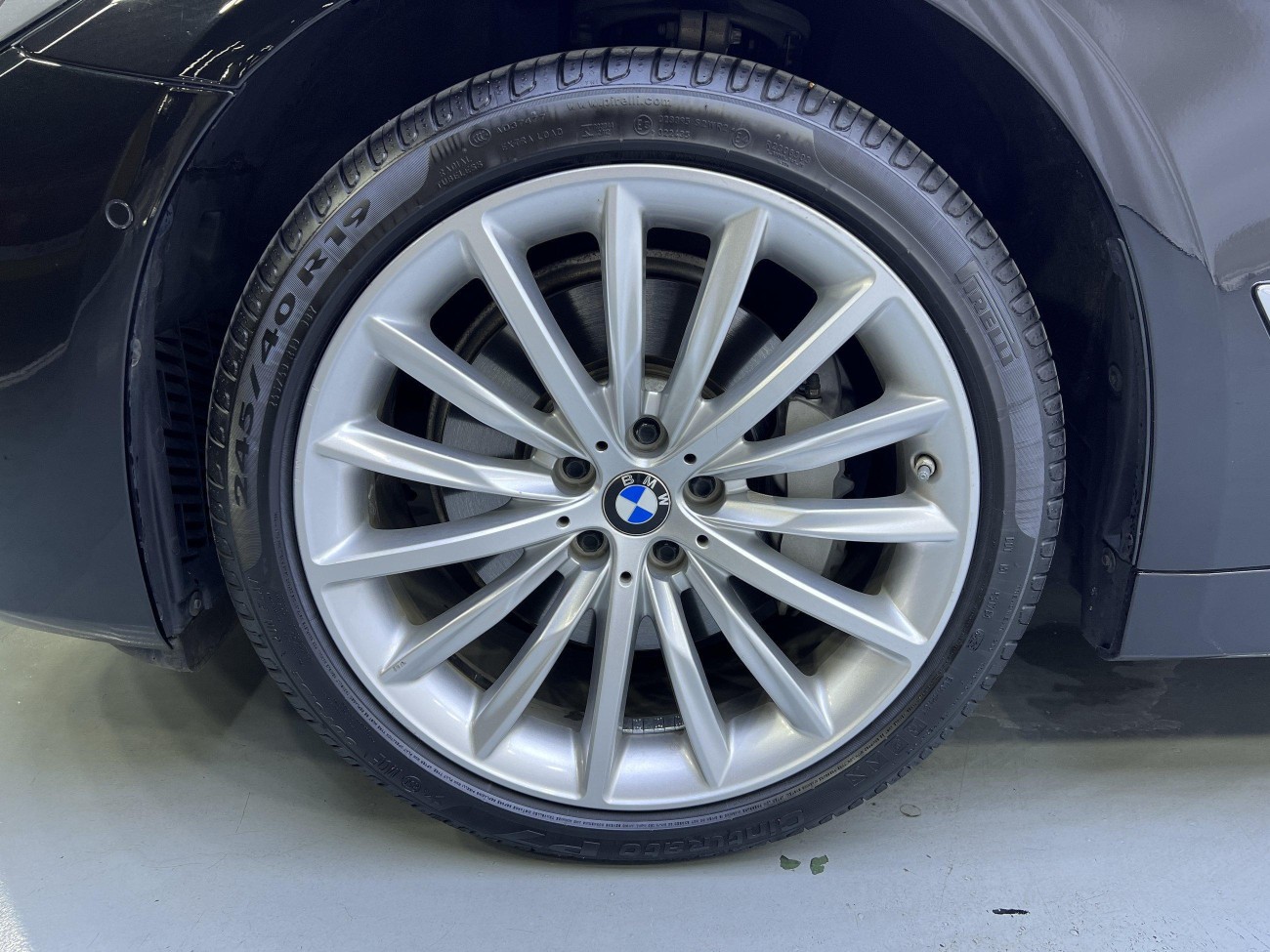 BMW 530Li 2021