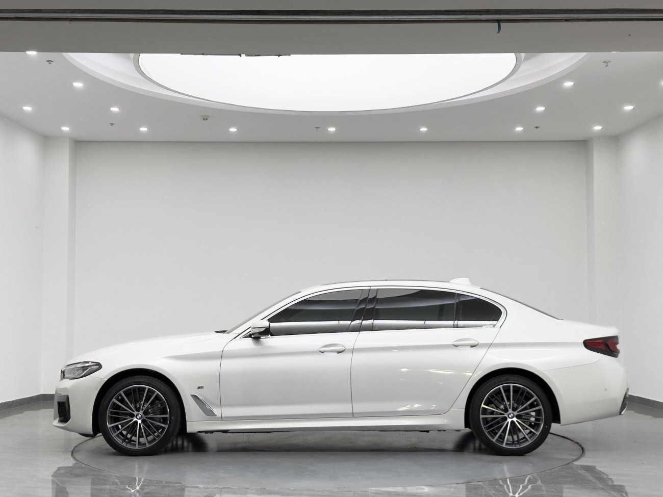 BMW 530Li 2022