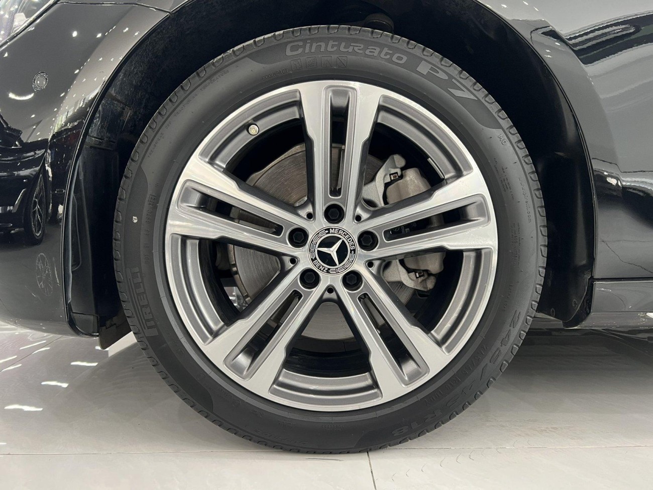Mercedes-Benz E 260 L 2022