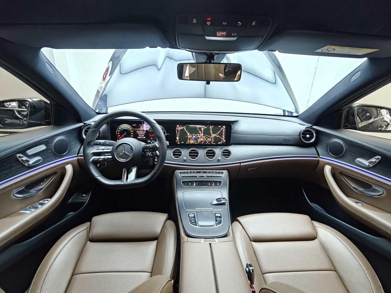 Mercedes-Benz E 260 L 2022